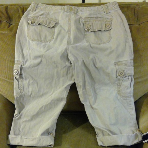 Eddie Bauer Capris - Picture 3 of 4